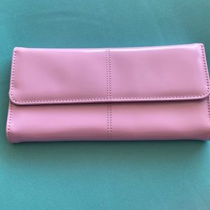 Womens wallet/ small pink purse. Barely used in great condition.